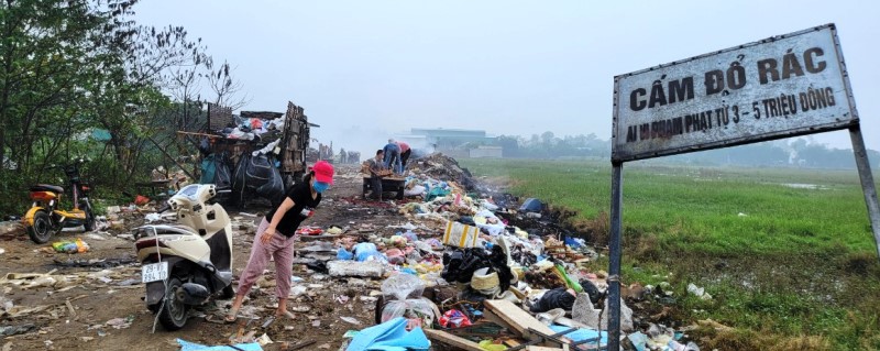 Tại huyện Thạch Thất: Loay hoay xử lý rác thải làng nghề - Ảnh 4
