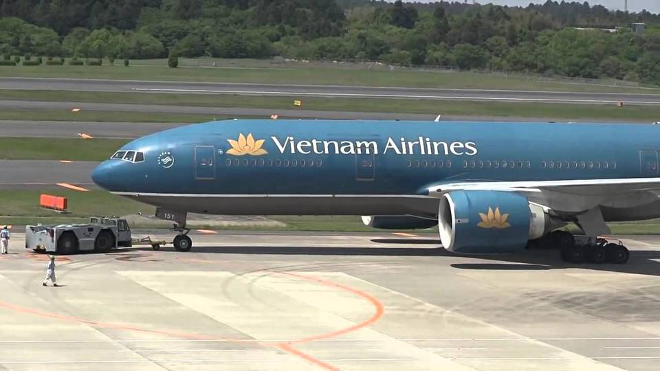 Cổ phiếu Vietnam Airlines bị kiểm soát, chỉ được phép giao dịch phiên chiều - Ảnh 1