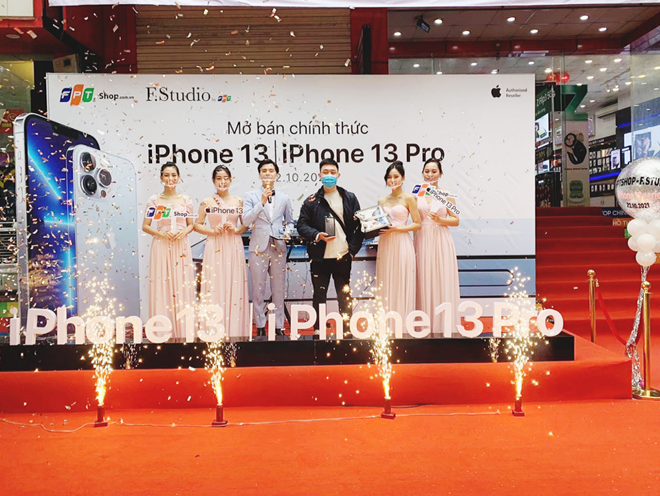 FPT Shop & F.Studio by FPT chính thức mở bán iPhone 13 series tại Việt Nam - Ảnh 1