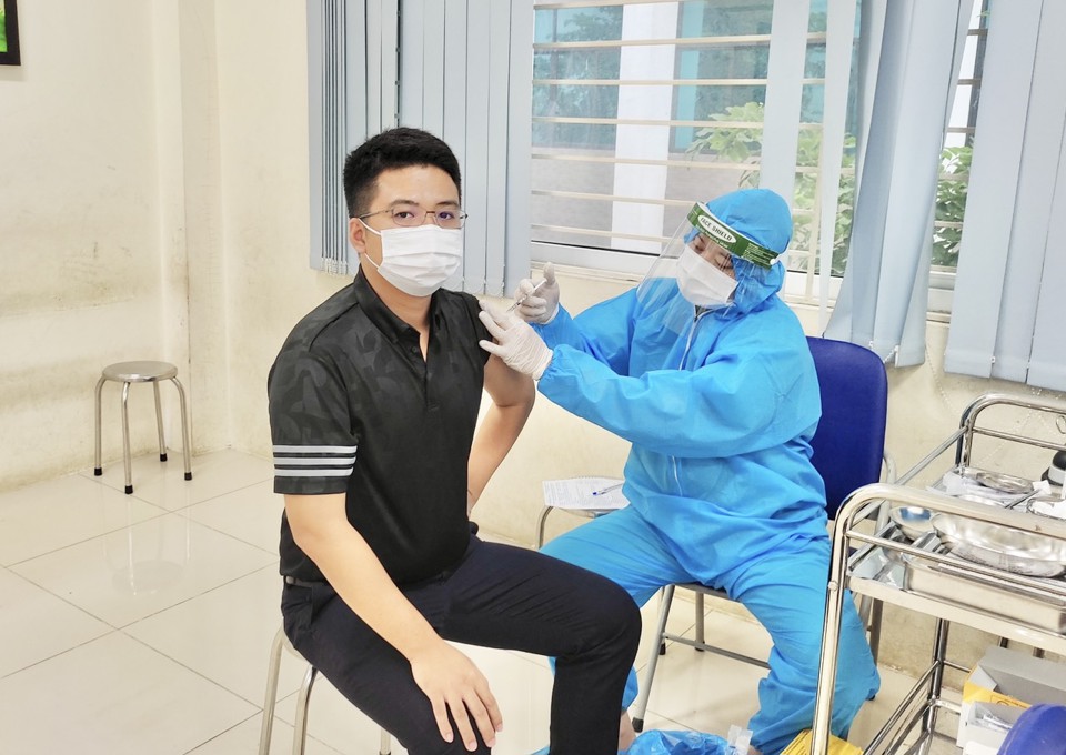 Quận Thanh Xuân: Triển khai chiến dịch tiêm chủng vaccine phòng Covid-19 quy mô lớn - Ảnh 2
