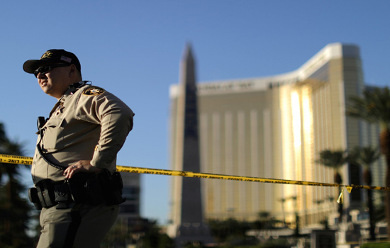 Mỹ tập trung điều tra đam mê cờ bạc của hung thủ xả súng tại Las Vegas - Ảnh 1