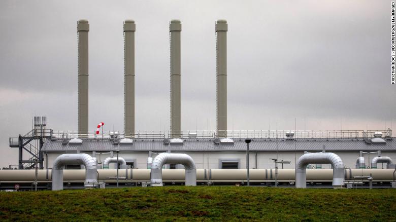 Giá khí đốt tăng vọt hơn 1.100 USD/1.000m3, châu Âu đối mặt nguy cơ mất điện - Ảnh 1