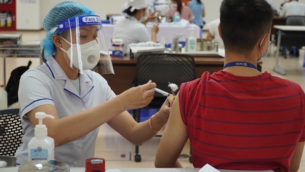 TP Hồ Chí Minh lên kế hoạch tiêm vaccine Covid-19 cho 700.000 trẻ em - Ảnh 1