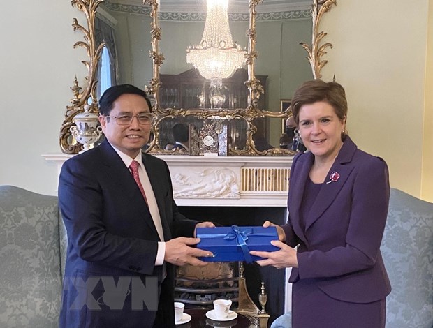 Thủ tướng Phạm Minh Chính gặp Thủ hiến Scotland Nicola Sturgeon - Ảnh 1
