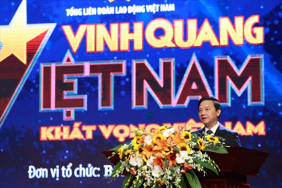 Chương trình “Vinh quang Việt Nam” vinh danh 9 tập thể, cá nhân tiêu biểu trong lao động, cống hiến - Ảnh 2