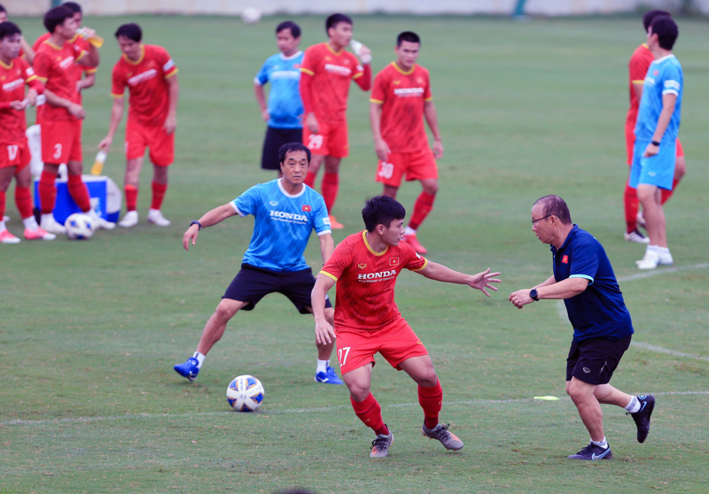ĐT Việt Nam khủng hoảng lực lượng do chấn thương, HLV Park Hang-seo triệu tập gấp 3 cầu thủ - Ảnh 1
