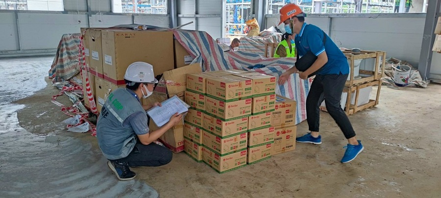 Hà Nội: Công ty CP bóng đèn phích nước Rạng Đông chung tay cùng bệnh viện tuyến đầu chống dịch Covid-19 - Ảnh 5