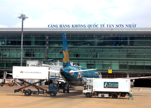 Chuẩn bị báo cáo Quốc hội về mở rộng sân bay Tân Sơn Nhất - Ảnh 1