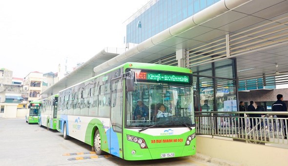 Hà Nội dự kiến mở thêm 14 làn ưu tiên cho xe buýt - Ảnh 1