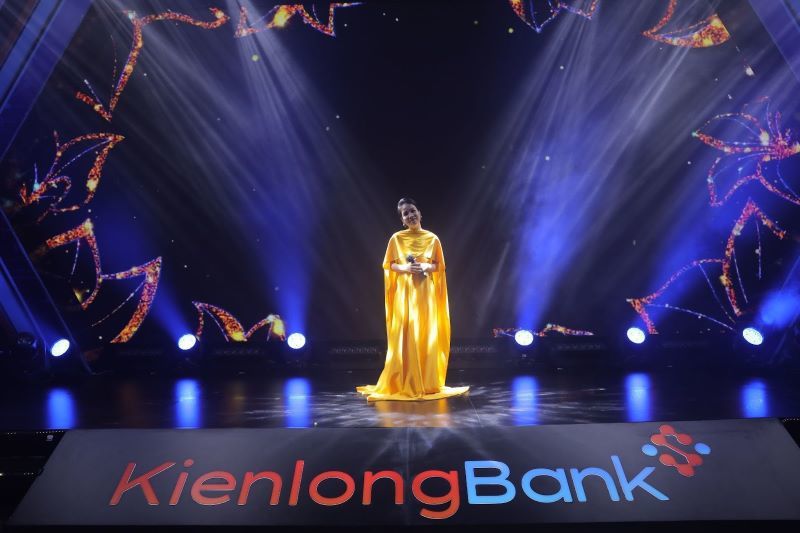 Bữa tiệc nghệ thuật mãn nhãn kỷ niệm tuổi 26 của KienlongBank - Ảnh 3
