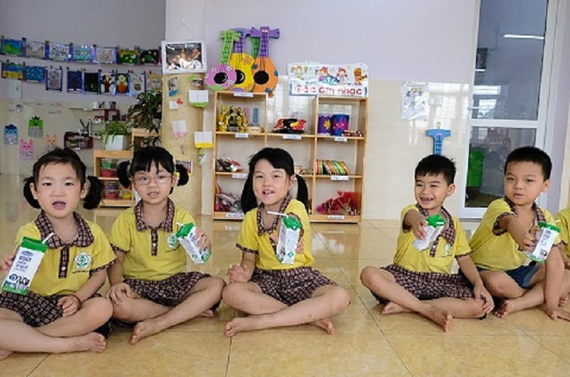 Hà Nội tiếp tục thực hiện chương trình Sữa học đường: Chính sách giàu sức lan tỏa - Ảnh 1