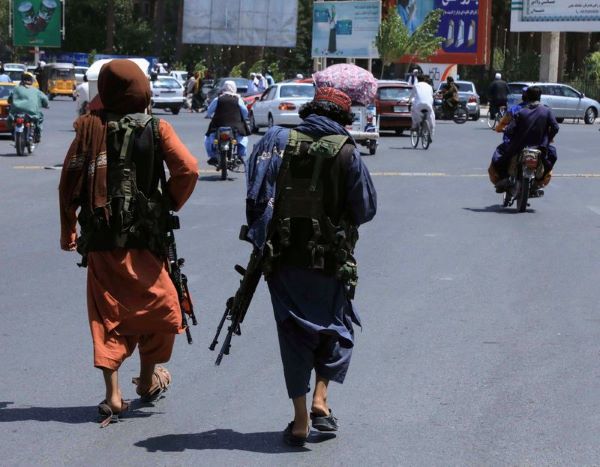 Bất lực chứng kiến Taliban thẳng tiến về thủ đô Afghanistan - Ảnh 1