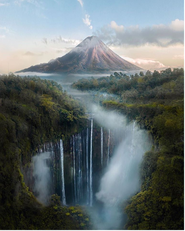 Cảnh đẹp như cổ tích ở thác nước đẹp nhất Indonesia - Ảnh 1