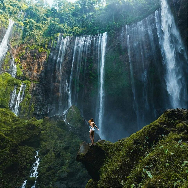 Cảnh đẹp như cổ tích ở thác nước đẹp nhất Indonesia - Ảnh 3