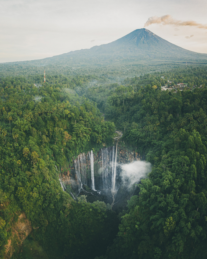 Cảnh đẹp như cổ tích ở thác nước đẹp nhất Indonesia - Ảnh 8