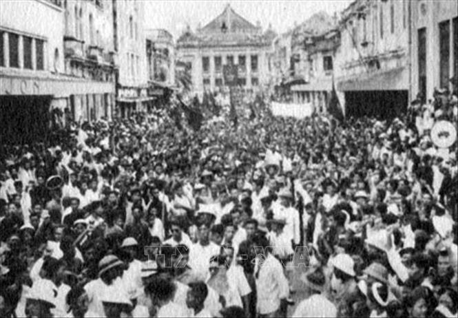 76 năm Cách mạng tháng Tám (19/8/1945 - 19/8/2021): Chủ tịch Hồ Chí Minh với Cách mạng tháng Tám - Ảnh 7