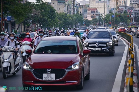 Mức thu phí xe vào nội đô: Hướng đến phương tiện giao thông thân thiện - Ảnh 1