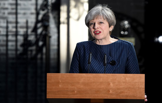 Thủ tướng Theresa May khẳng định “sự ủng hộ hoàn toàn” của Nội các - Ảnh 1