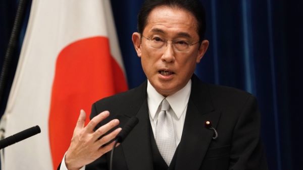 Tân Thủ tướng Nhật phản ứng sau thất bại chính trị đầu tiên - Ảnh 1