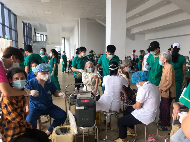 86,5% người dân Thanh Oai được tiêm vaccine phòng Covid-19 - Ảnh 1