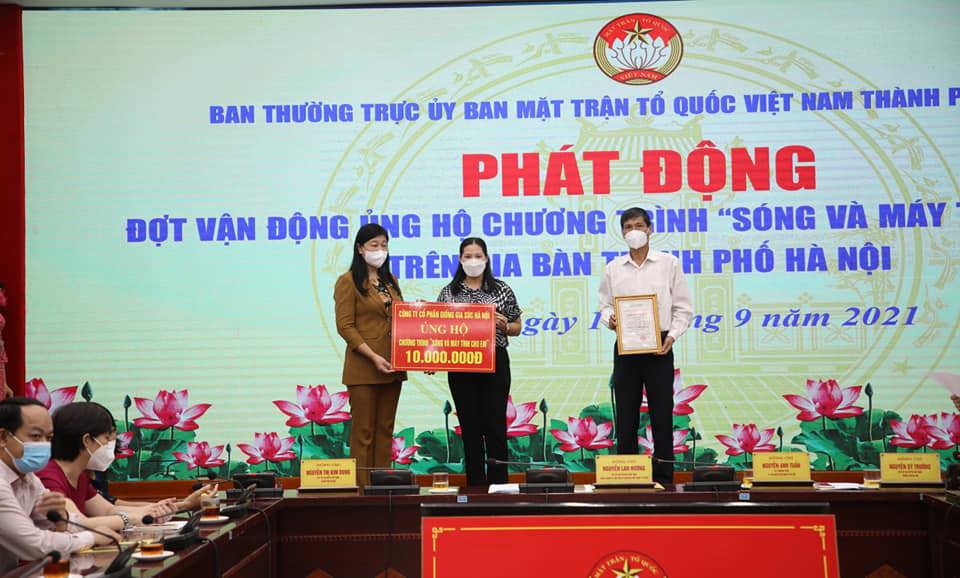 Thành phố Hà Nội phát động chương trình "Sóng và máy tính cho em" - Ảnh 3