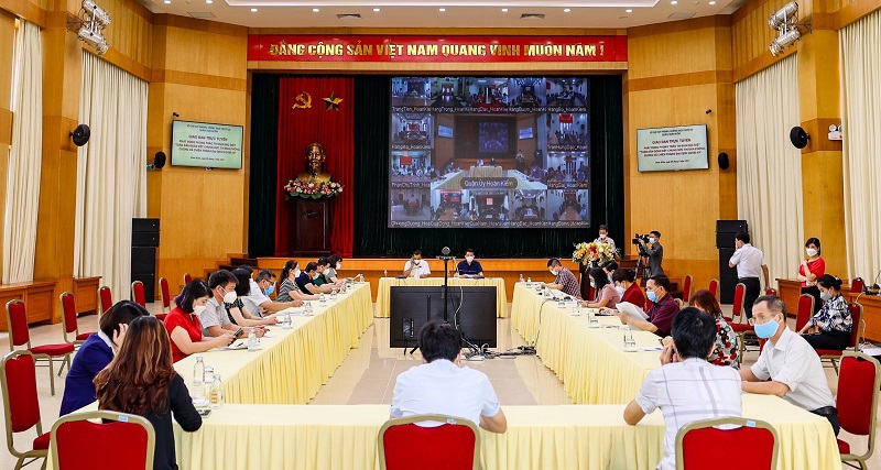 Quận Hoàn Kiếm: Thi đua đặc biệt "Toàn dân đoàn kết, chung sức thi đua phòng, chống và chiến thắng đại dịch Covid-19" - Ảnh 1