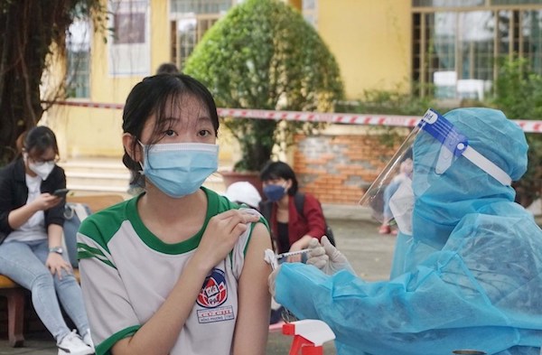 Hà Nội: 95% trẻ từ 12 đến 17 tuổi sẽ được tiêm vaccine phòng Covid-19 từ quý IV năm 2021 - Ảnh 1