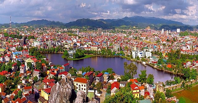 Lạng Sơn phát huy tiềm năng kinh tế cửa khẩu, du lịch bền vững - Ảnh 1