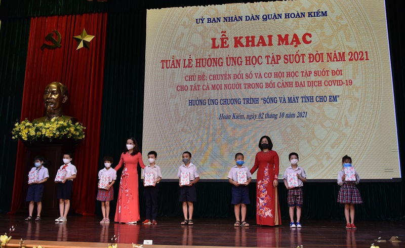 Quận Hoàn Kiếm phát động Tuần lễ hưởng ứng học tập suốt đời năm 2021 - Ảnh 5
