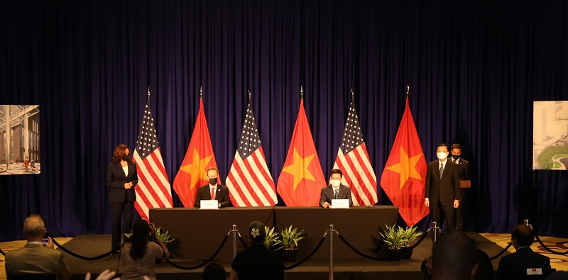 Phó Tổng thống Mỹ chứng kiến lễ ký thỏa thuận cho thuê đất xây trụ sở Đại sứ quán tại Hà Nội - Ảnh 2