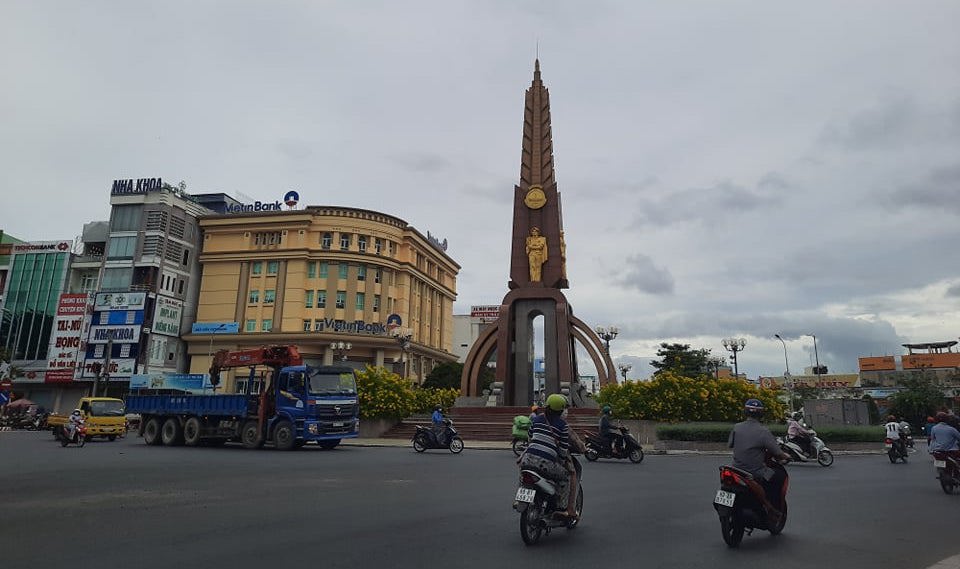 Các tỉnh đầu tiên ở miền Tây “hạ nhiệt”, thay đổi biện pháp phòng chống dịch Covid-19 - Ảnh 1