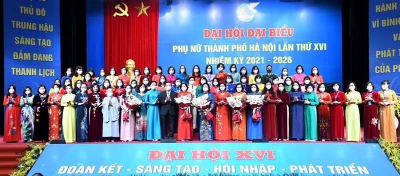Đại hội Phụ nữ TP Hà Nội lần thứ XVI: Phát huy vai trò của phụ nữ trong sự phát triển Thủ đô - Ảnh 9