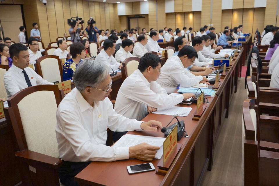 Hà Nội thông qua Nghị quyết thực hiện nhiệm vụ kinh tế - xã hội 6 tháng cuối năm 2017 - Ảnh 1