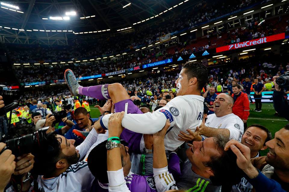 Chùm ảnh ăn mừng của các cầu thủ Real Madrid - Ảnh 8