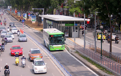 Phát triển Giao thông công cộng tại Hà Nội: Phải “giải nén” cho lõi đô thị - Ảnh 1