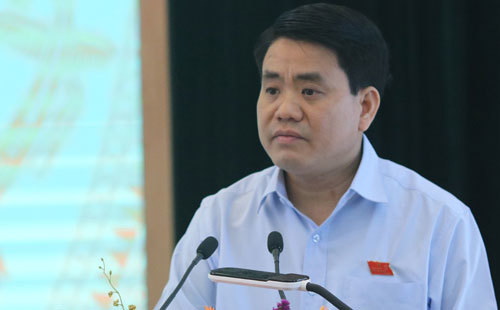 Chủ tịch Nguyễn Đức Chung: Chỉ hạn chế xe máy khi giao thông công cộng cải thiện tốt - Ảnh 1