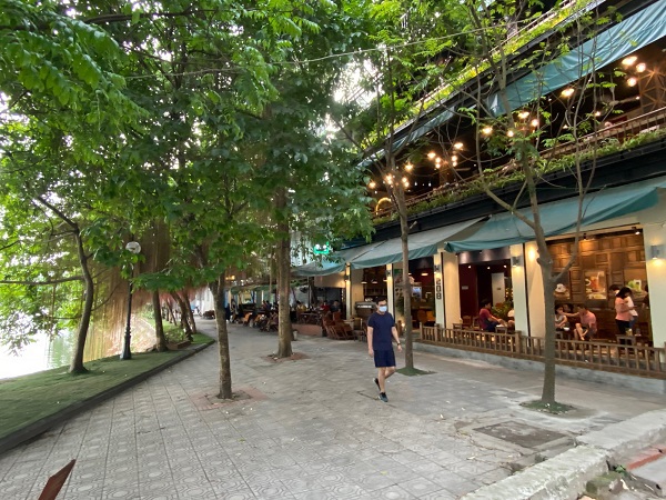 Hà Nội: Quán ăn đường phố, cà phê phản ứng nhanh sau chỉ đạo giãn cách - Ảnh 9