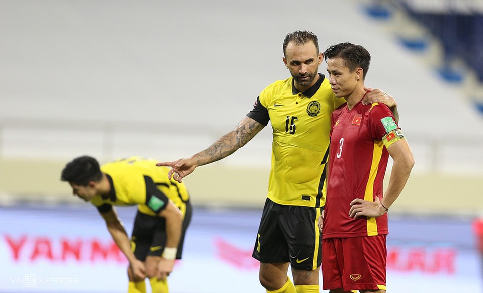Vì sao cầu thủ Malaysia lại la hét khi ghi bàn thắng vào lưới Việt Nam? - Ảnh 1