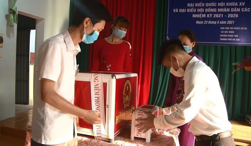 Hơn 133.000 cử tri huyện Phúc Thọ hân hoan đi bầu cử - Ảnh 2