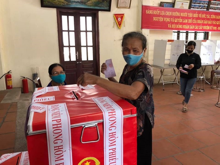 Tỷ lệ cử tri đi bầu cử toàn huyện Quốc Oai đạt 99,52% - Ảnh 1