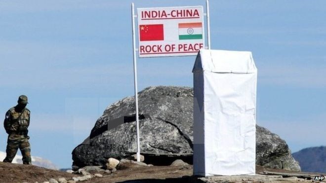 Mỹ hối thúc Ấn Độ, Trung Quốc đối thoại trực tiếp, giảm căng thẳng - Ảnh 1