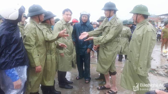 Toàn cảnh bão số 10 tàn phá miền Trung, Hà Tĩnh - Quảng Bình thiệt hại nặng nề - Ảnh 11
