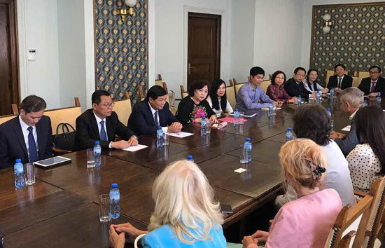 Đoàn đại biểu TP Hà Nội thăm, làm việc tại Bungari và Bồ Đào Nha - Ảnh 4