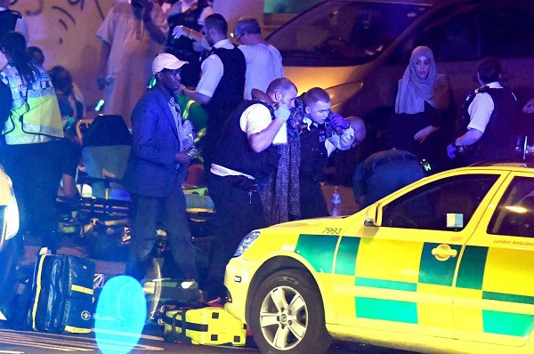 Tấn công bằng xe tải ở Anh nhằm trả đũa người Hồi giáo? - Ảnh 1