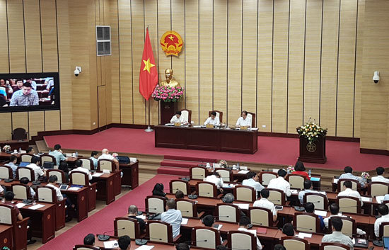 Chủ tịch Nguyễn Đức Chung đối thoại với doanh nghiệp khởi nghiệp - Ảnh 1