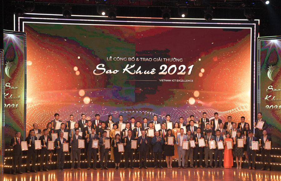VCB Digibank của Vietcombank được vinh danh tại Lễ trao giải thưởng Sao Khuê 2021 - Ảnh 3