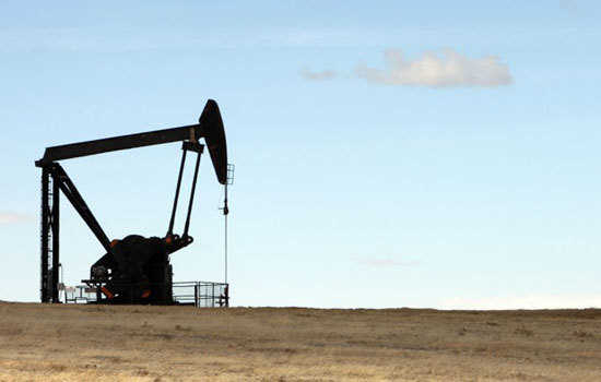 Giá dầu thế giới phục hồi trong phiên cuối tuần - Ảnh 1