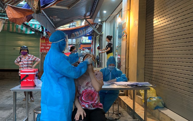 Hà Nội: Tạm dừng hoạt động chợ Giáp Nhị, quận Hoàng Mai để thực hiện phòng, chống dịch Covid-19 - Ảnh 2