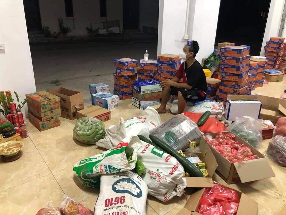 Bắc Giang hỗ trợ nhu yếu phẩm cho 24.000 công nhân ngoại tỉnh ở lại các khu vực cách ly - Ảnh 2