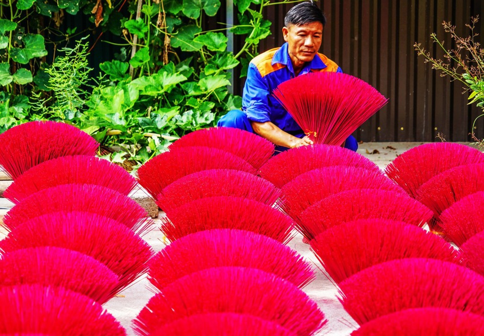 [Hà Nội trong tôi] Nghề làm hương Quảng Phú Cầu - Ảnh 3